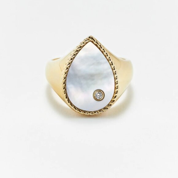 Yvonne Leon Jewelry - Yvonne Léon 9K Yellow Gold Diamond & Mother of Pearl Pear Signet Ring